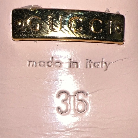 Gucci Black Patent Leather Vernice Crystal/Napa Charlott Nero Size IT 36, US 6. - Picture 11 of 16